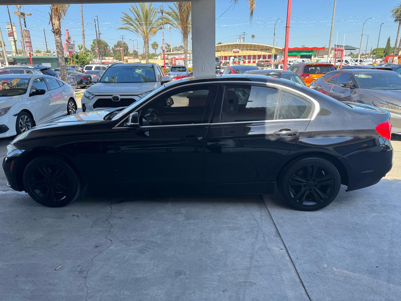 BMW 3-Series 330i SULEV Sedan 2018