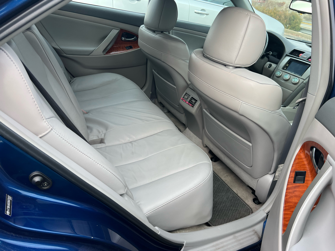 Toyota Camry 4dr Sdn V6 Auto XLE (Natl) 2009