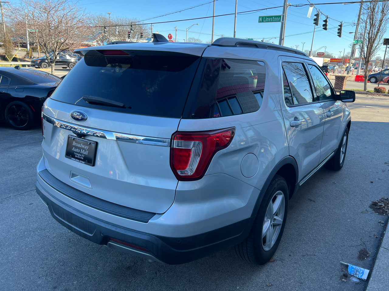 Ford Explorer XLT FWD 2019