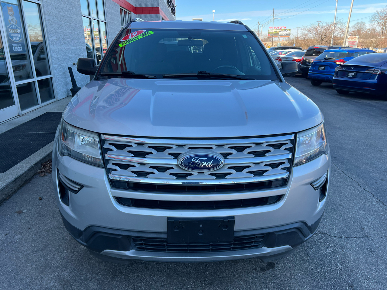 Ford Explorer XLT FWD 2019