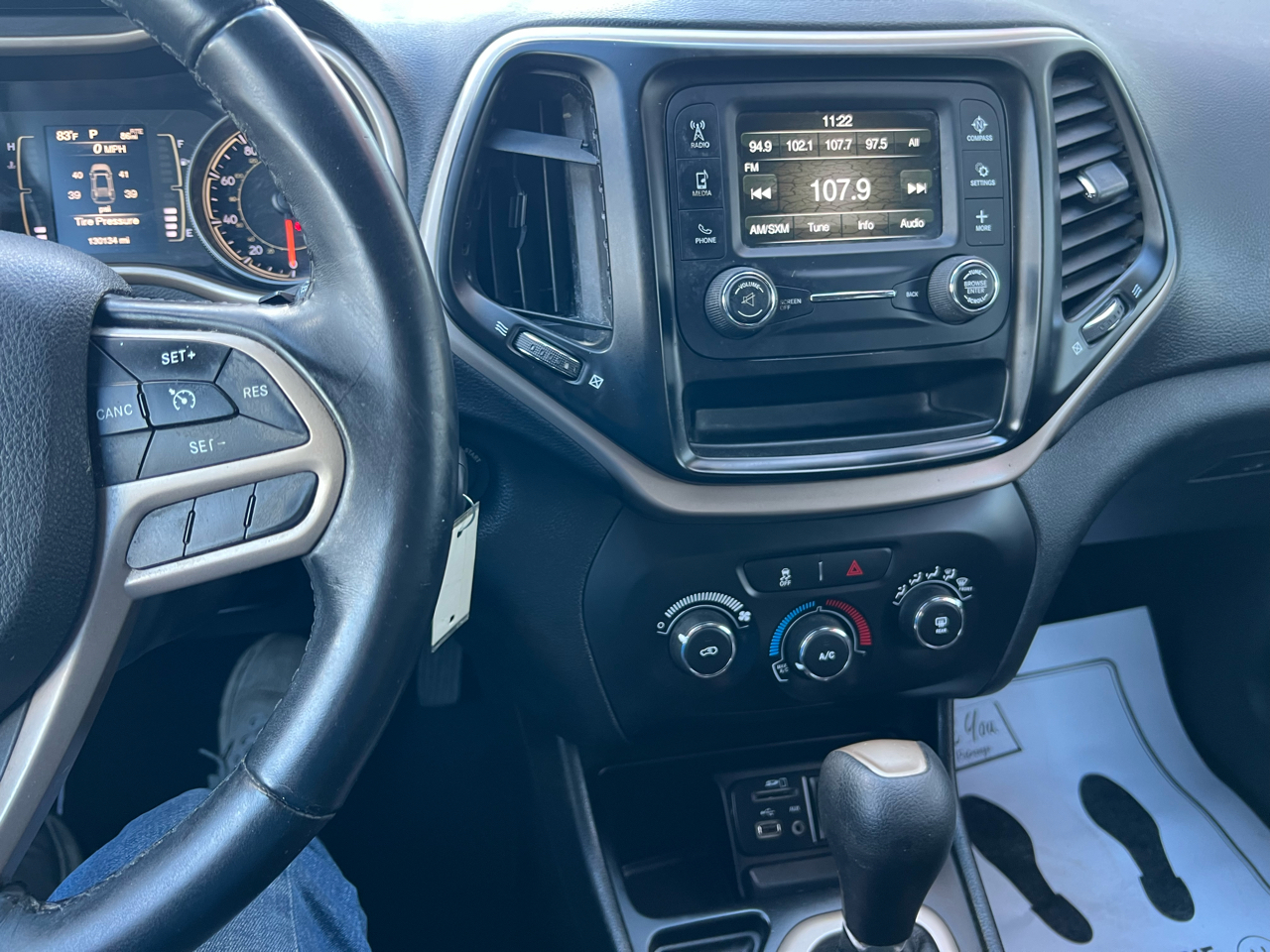 2017 Jeep Cherokee Altitude photo 18