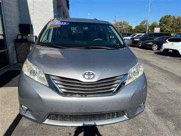 2013 Toyota Sienna 5dr 7-Pass Van V6 XLE AAS FWD (Natl)