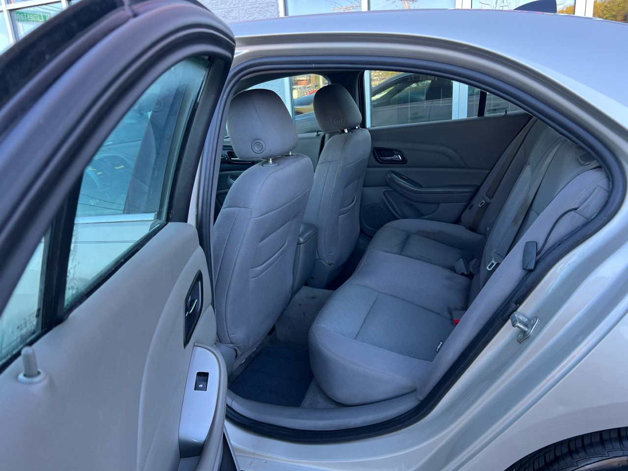 Chevrolet Malibu 4dr Sdn LS w/1LS 2014 Chevrolet Malibu 4dr Sdn LS w/1LS 2014