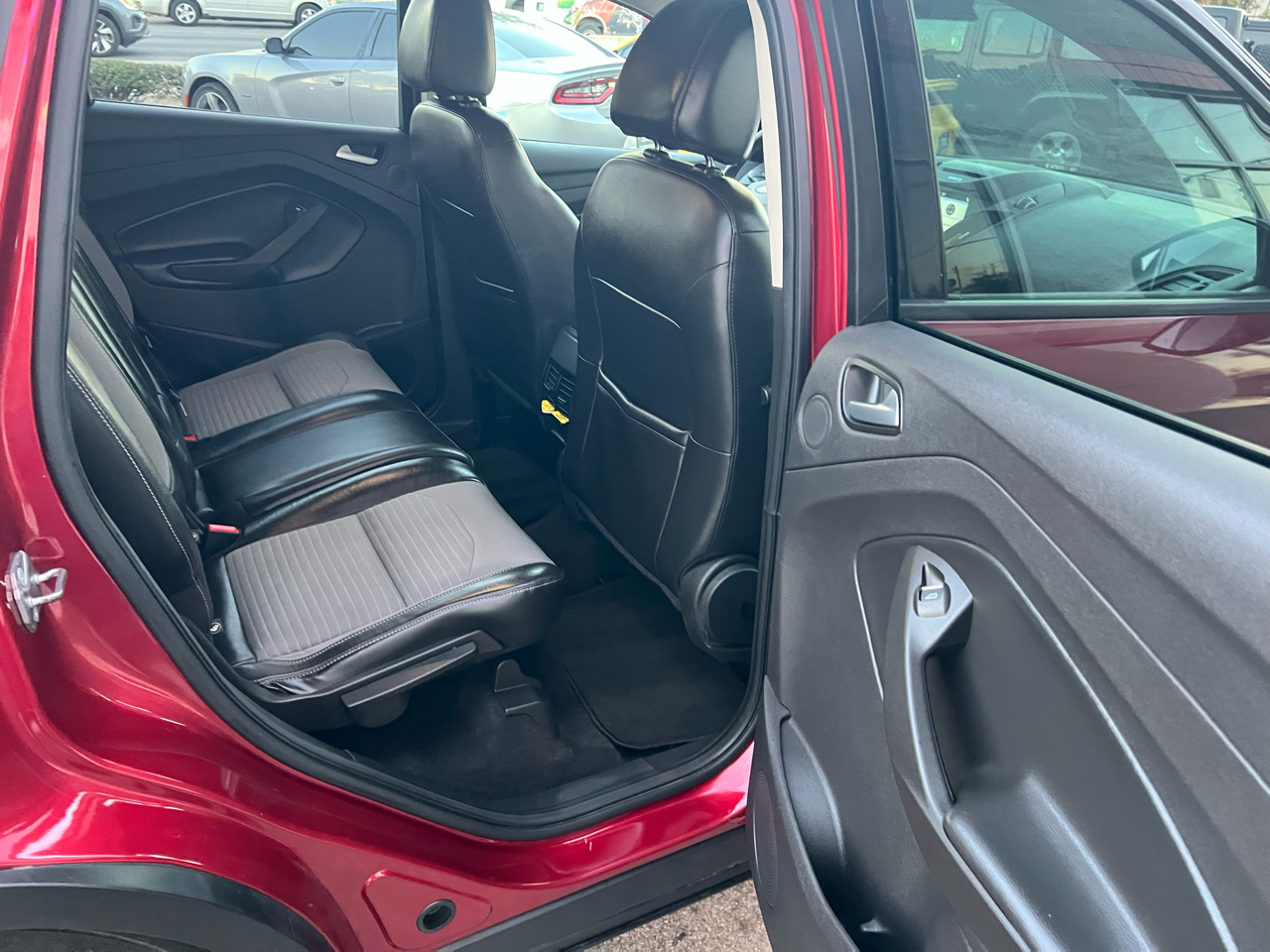 Ford Escape SE FWD 2017 Ford Escape SE FWD 2017