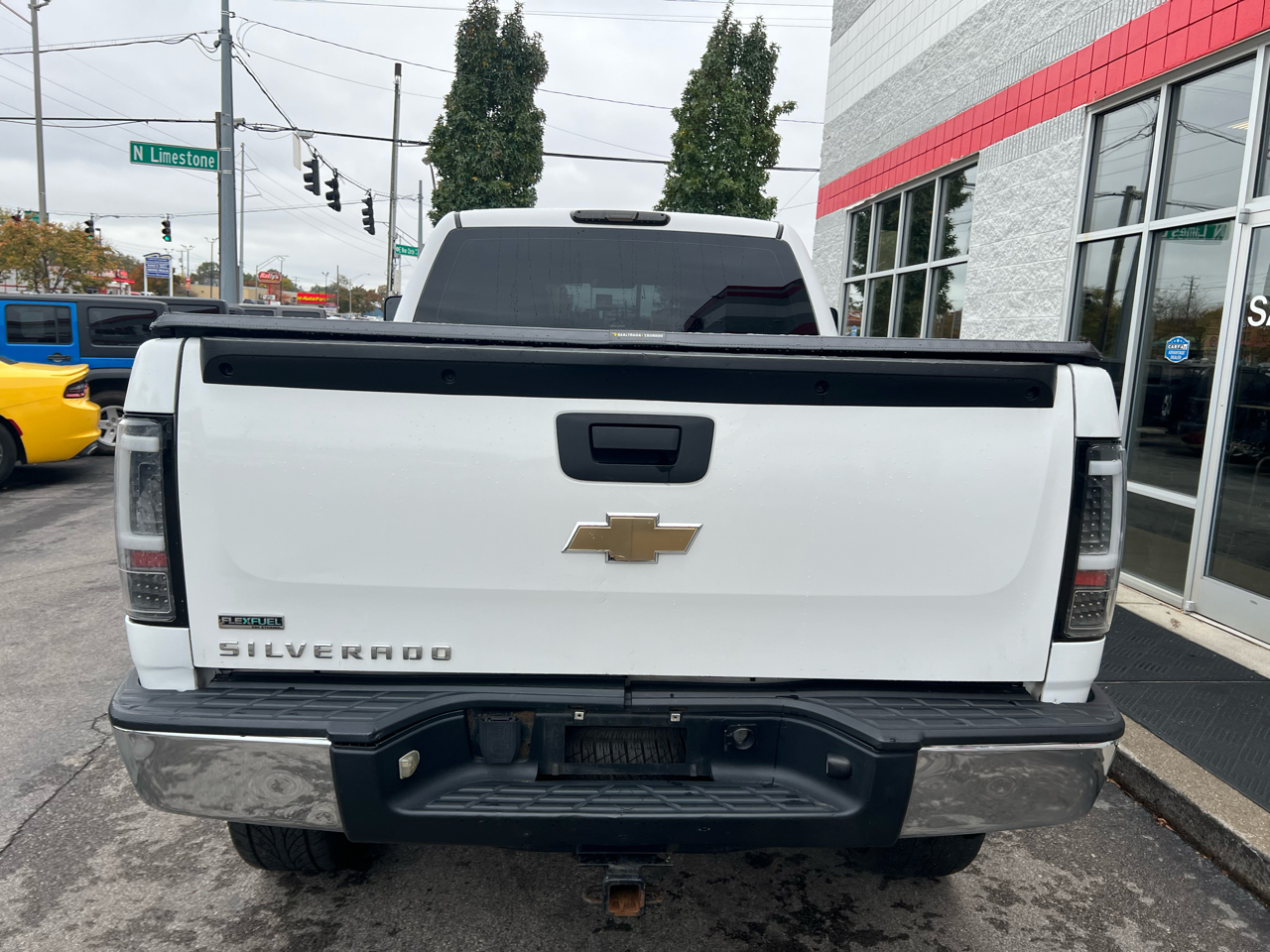 Chevrolet Silverado 1500 4WD Ext Cab 143.5" Work Truck 2011 Chevrolet Silverado 1500 4WD Ext Cab 143.5" Work Truck 2011