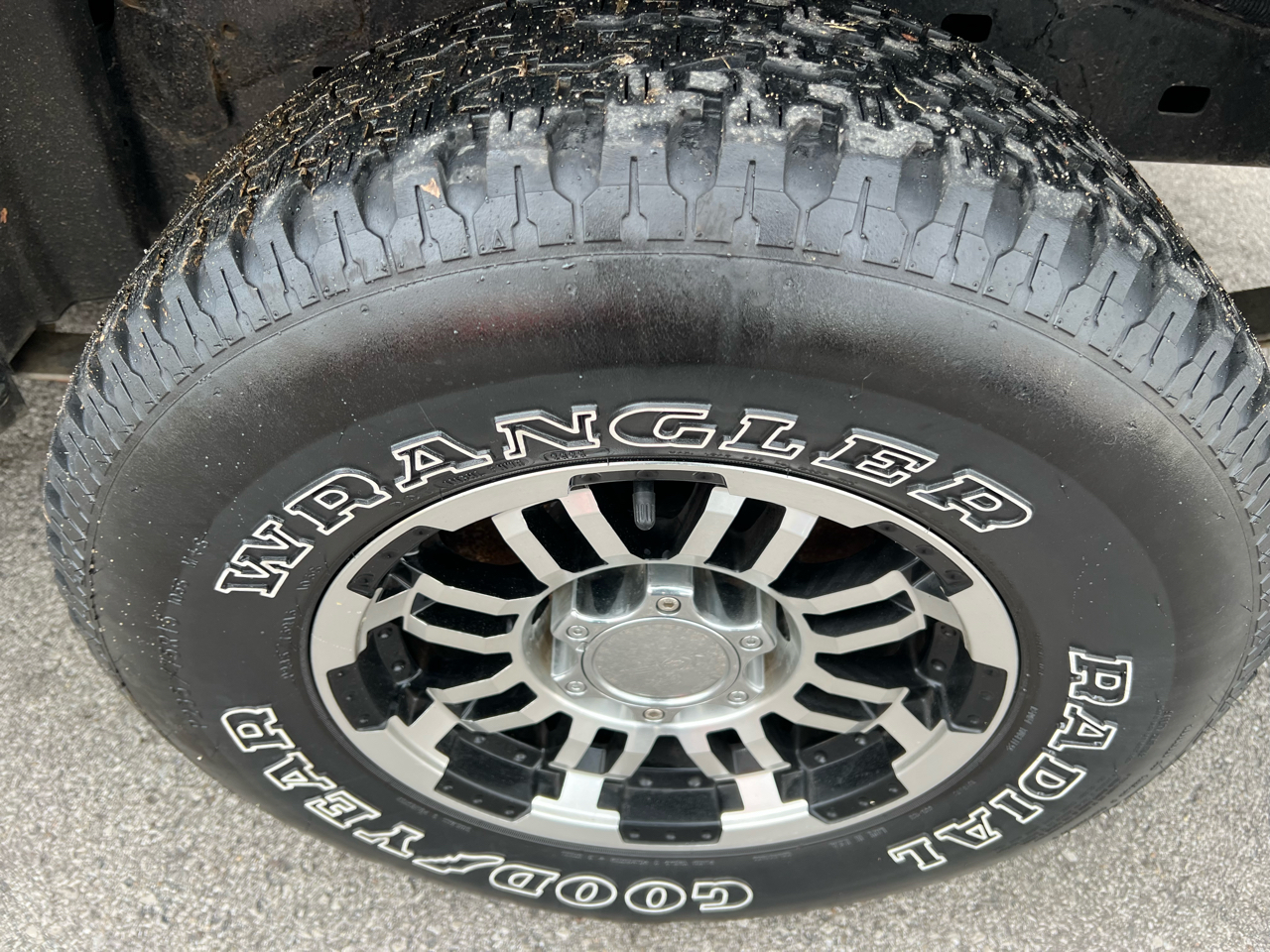 Chevrolet Colorado Crew Cab 126.0" WB 4WD 1SE LS Z71 2004 Chevrolet Colorado Crew Cab 126.0" WB 4WD 1SE LS Z71 2004