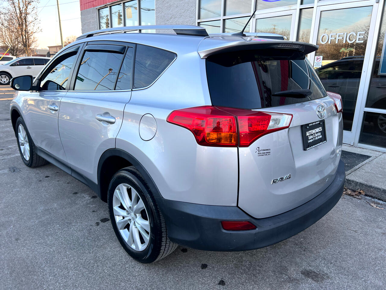Toyota RAV4 AWD 4dr Limited (Natl) 2015