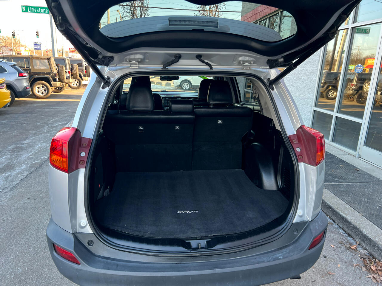 Toyota RAV4 AWD 4dr Limited (Natl) 2015