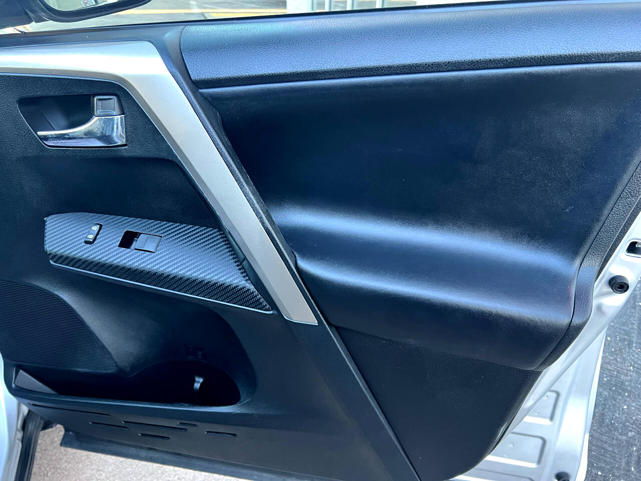 Toyota RAV4 AWD 4dr Limited (Natl) 2015