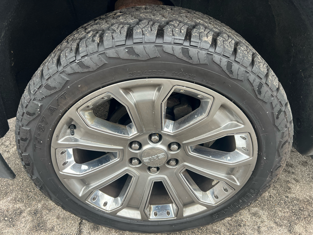 GMC Sierra 1500 4WD Crew Cab 143.5" Denali 2018