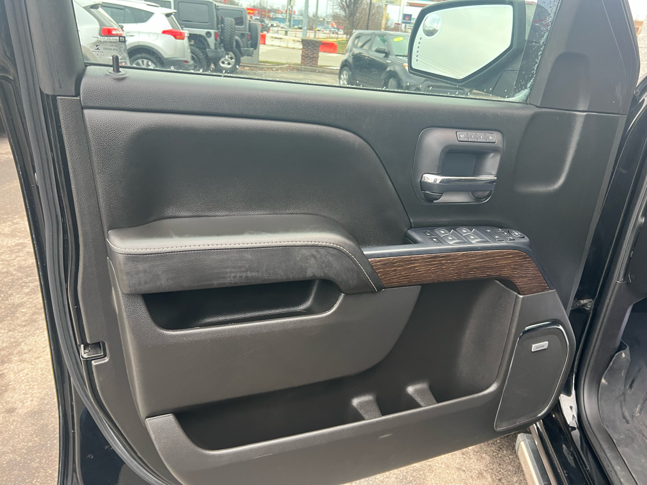 GMC Sierra 1500 4WD Crew Cab 143.5" Denali 2018