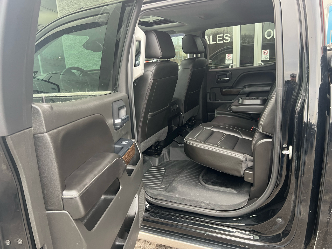 GMC Sierra 1500 4WD Crew Cab 143.5" Denali 2018