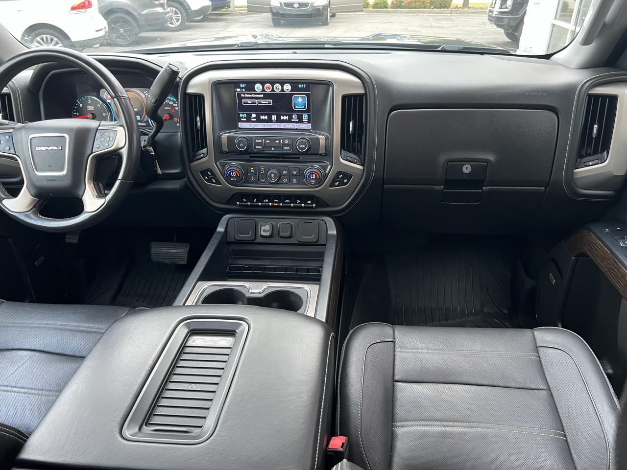 GMC Sierra 1500 4WD Crew Cab 143.5" Denali 2018