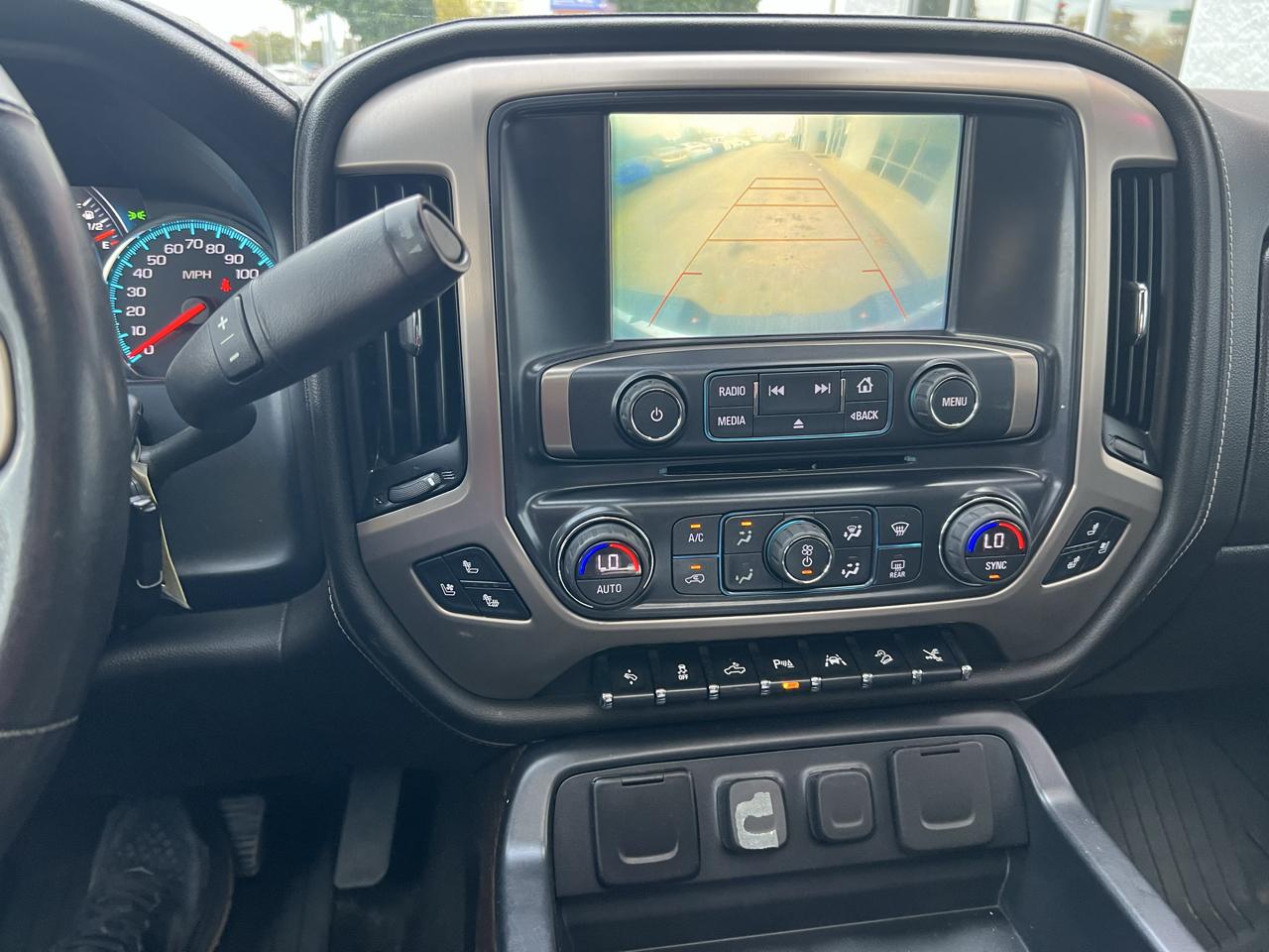 GMC Sierra 1500 4WD Crew Cab 143.5" Denali 2018