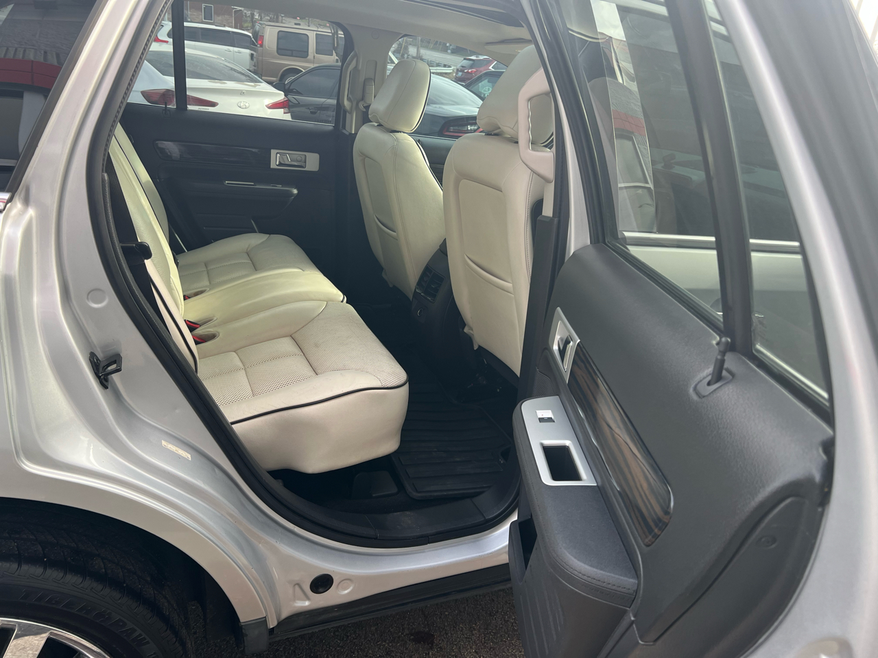 Lincoln MKX AWD 4dr 2010