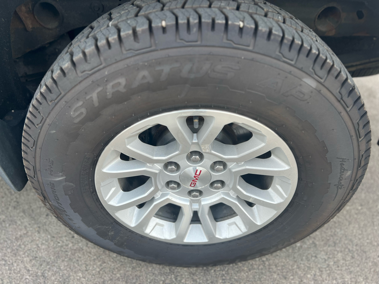 GMC Sierra 1500 4WD Crew Cab 143.5" SLE 2015