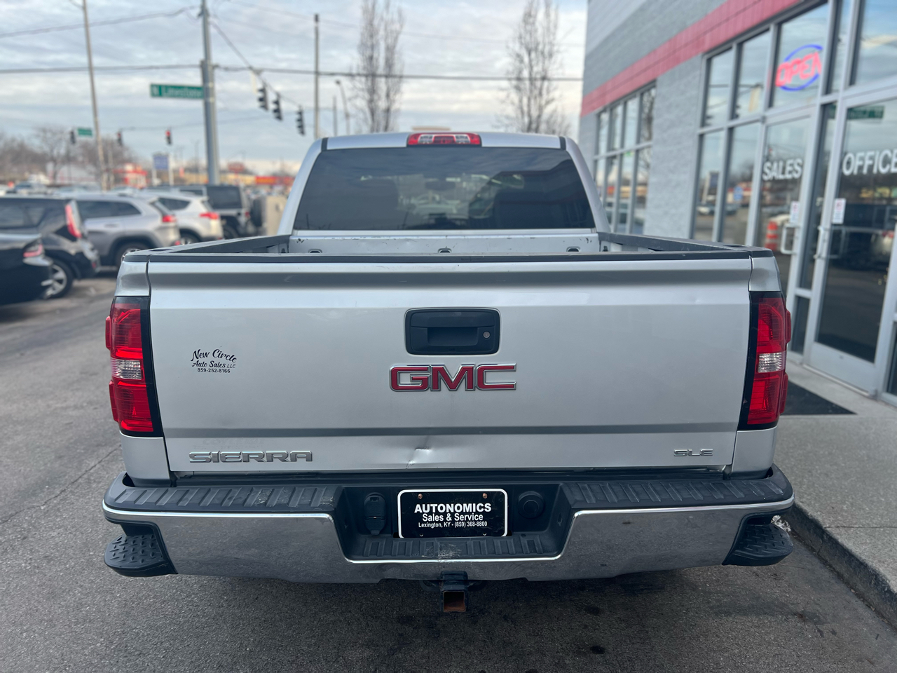 GMC Sierra 1500 4WD Crew Cab 143.5" SLE 2015