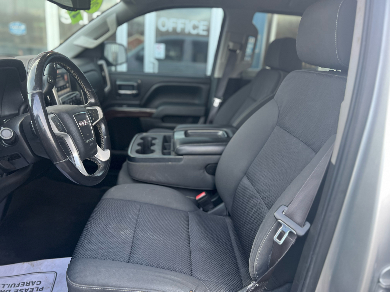 GMC Sierra 1500 4WD Crew Cab 143.5" SLE 2015