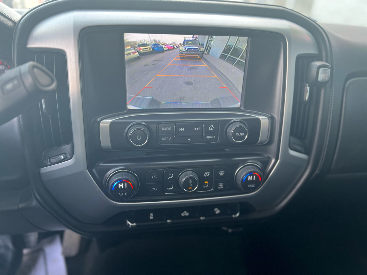 GMC Sierra 1500 4WD Crew Cab 143.5" SLE 2015