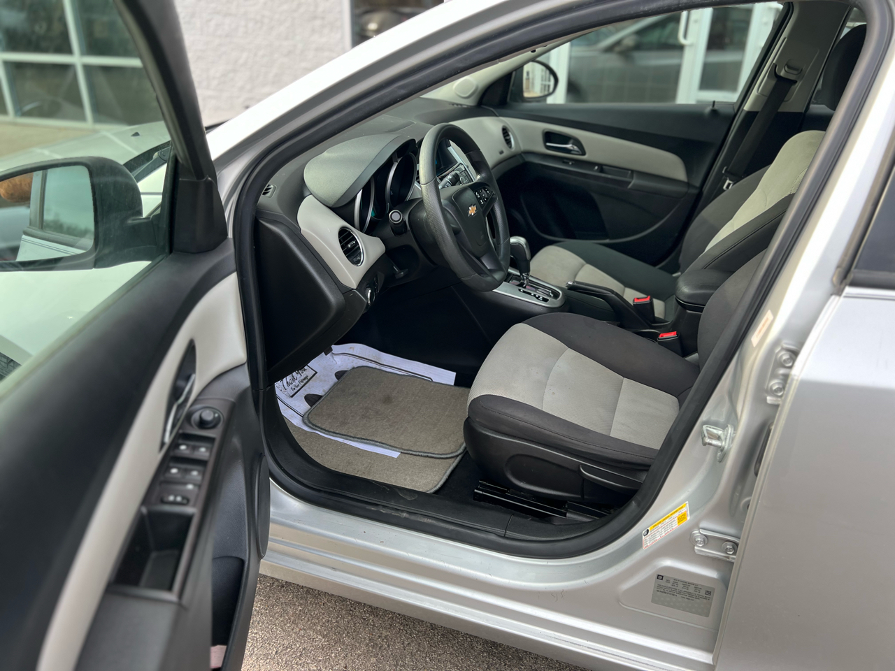 Chevrolet Cruze 4dr Sdn Auto LS 2015