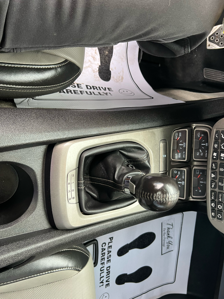 Chevrolet Camaro 2dr Cpe 2LT 2011