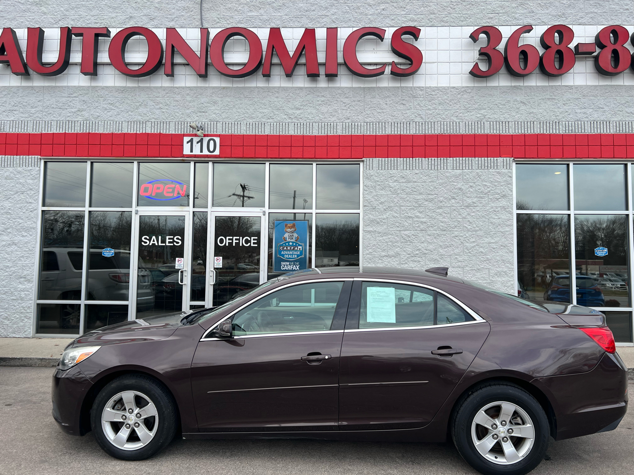 Chevrolet MALIBU 1LT Base 2015