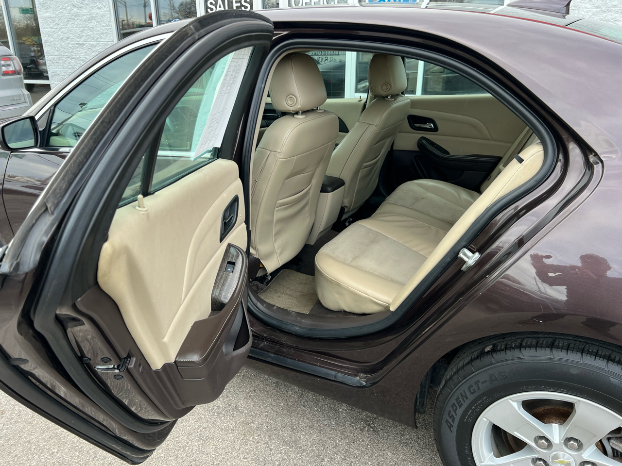 Chevrolet MALIBU 1LT Base 2015