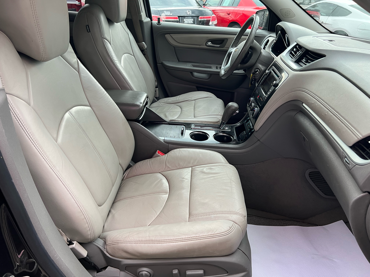 Chevrolet Traverse 1LT 2015