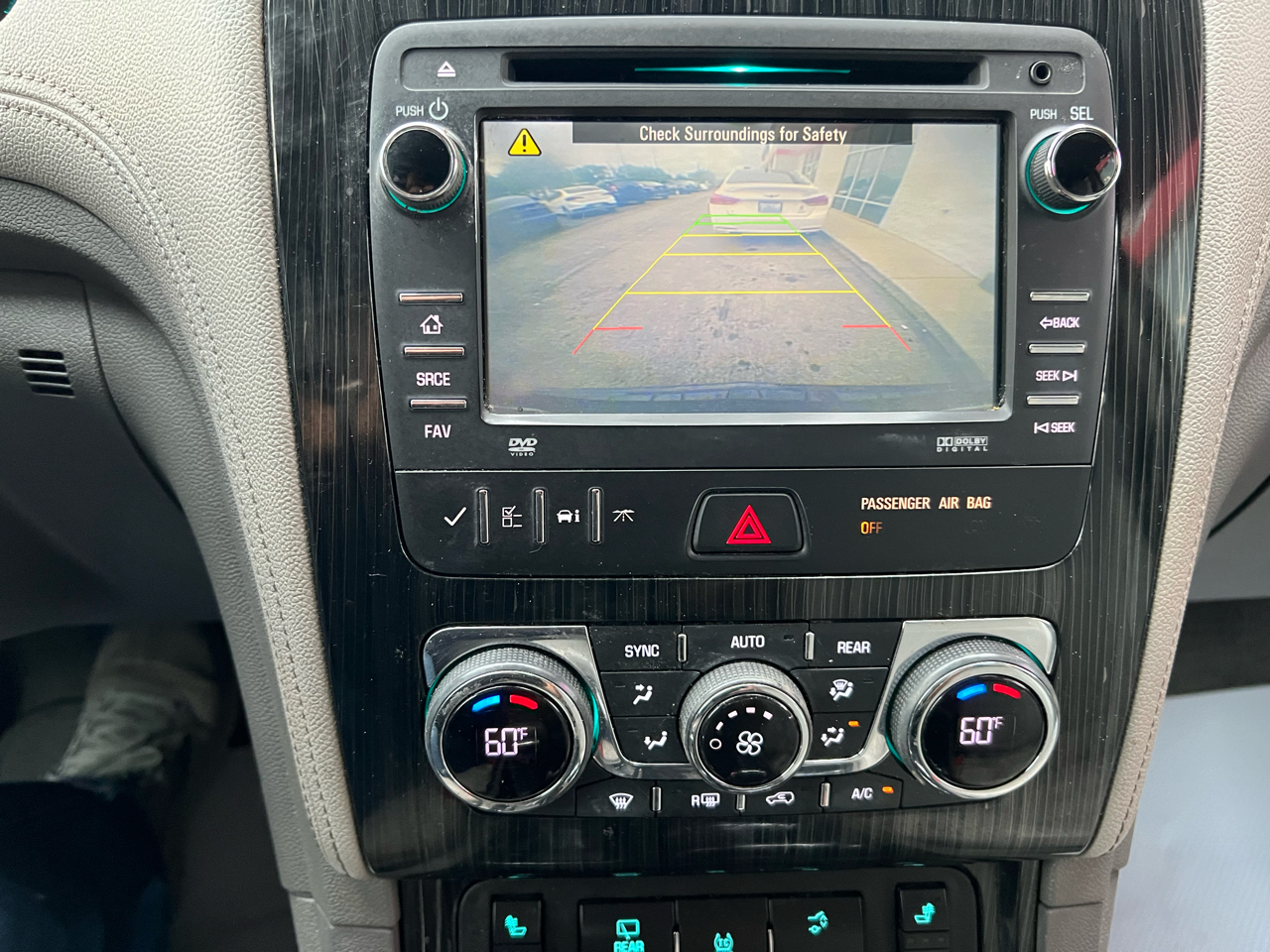 Chevrolet Traverse 1LT 2015