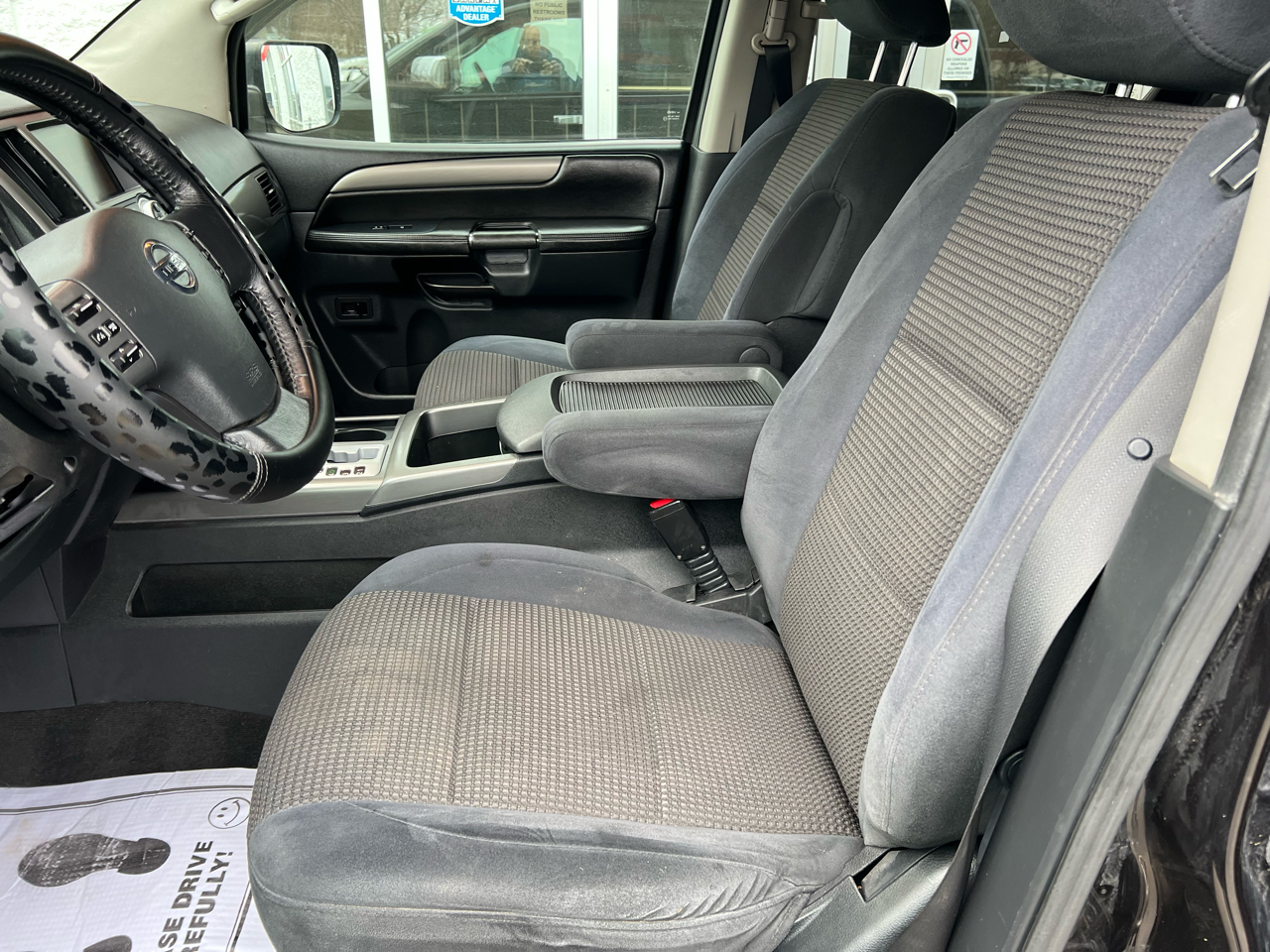 Nissan Armada 4WD 4dr SV 2012