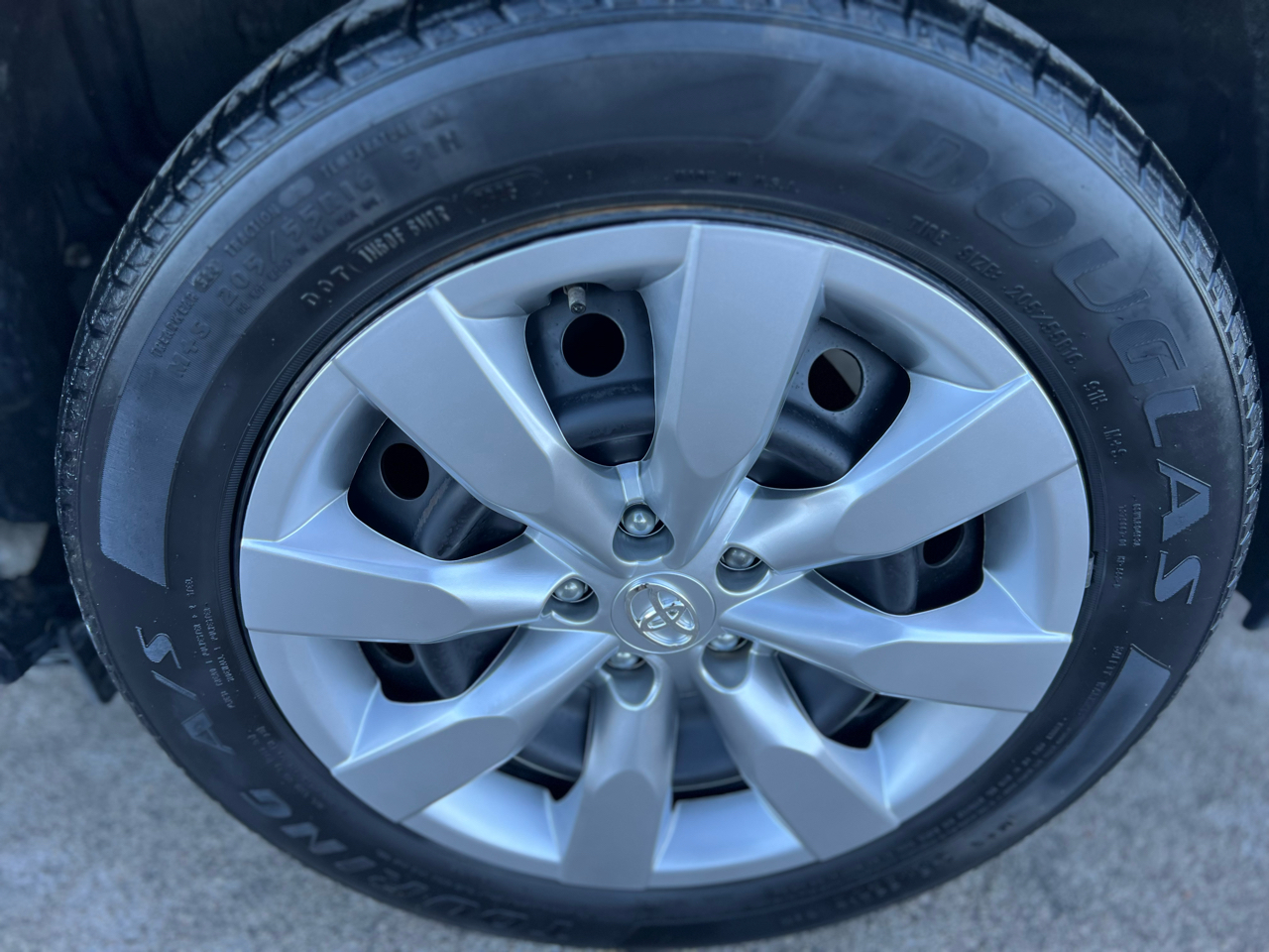 Toyota Corolla 4dr Sdn CVT S w/Special Edition Pkg (Natl) 2016