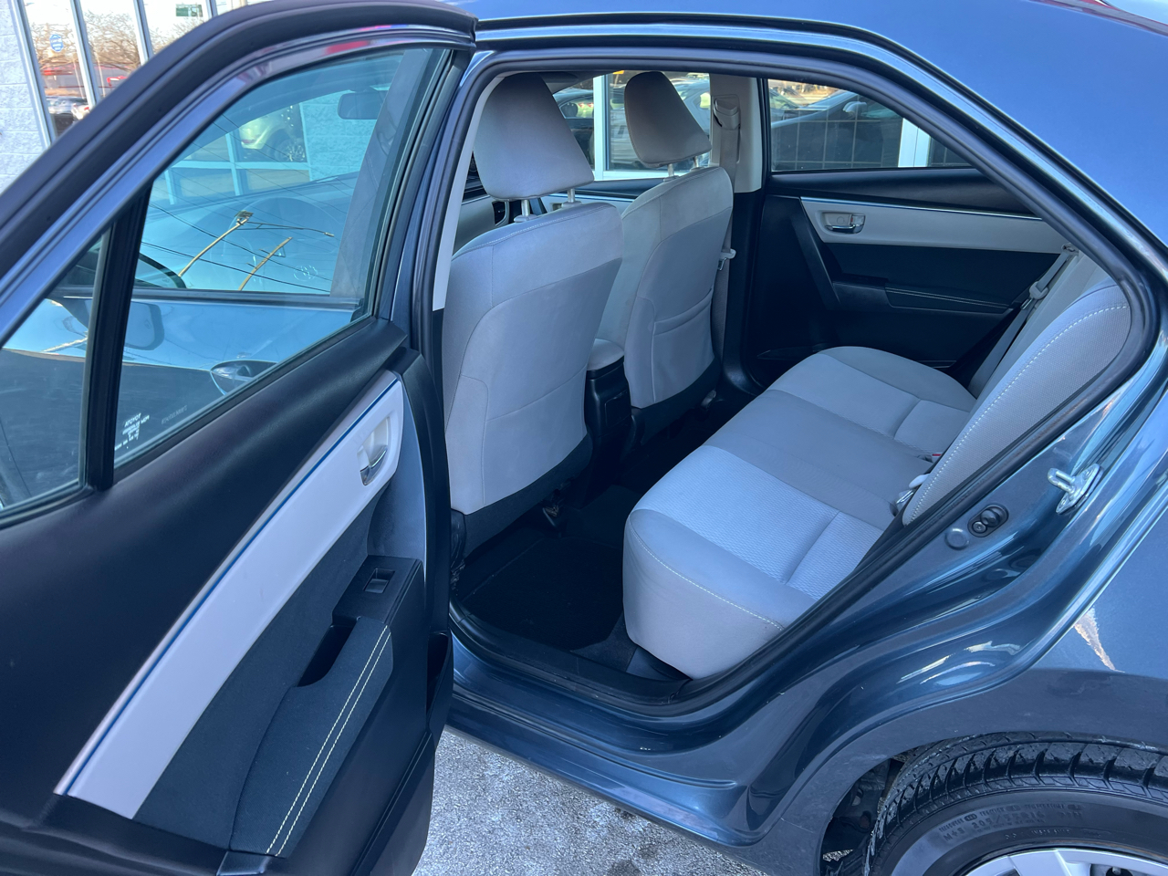 Toyota Corolla 4dr Sdn CVT S w/Special Edition Pkg (Natl) 2016