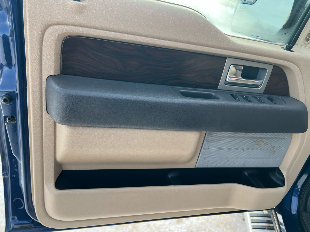 Ford F-150 4WD SuperCrew 145" Platinum 2012