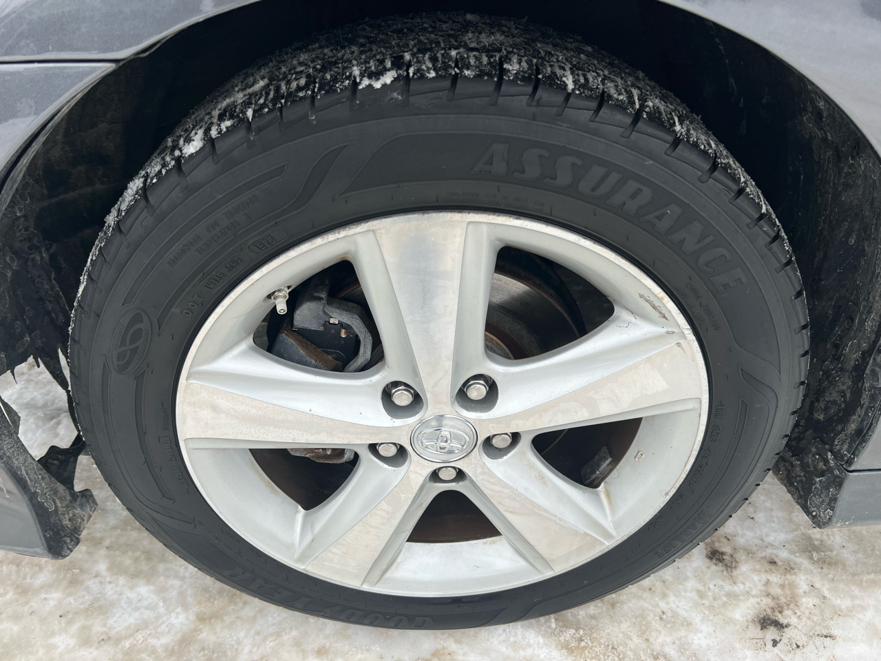 Toyota Camry 4dr Sdn I4 Man LE (Natl) 2011