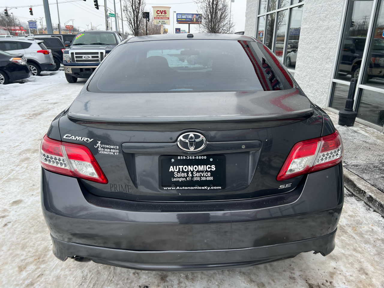 Toyota Camry 4dr Sdn I4 Man LE (Natl) 2011