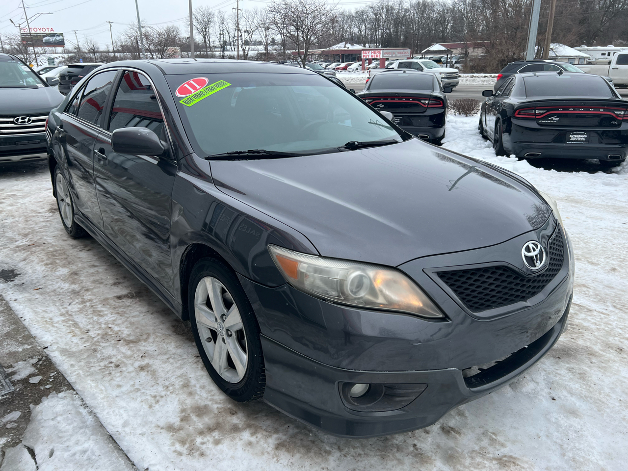 Toyota Camry 4dr Sdn I4 Man LE (Natl) 2011