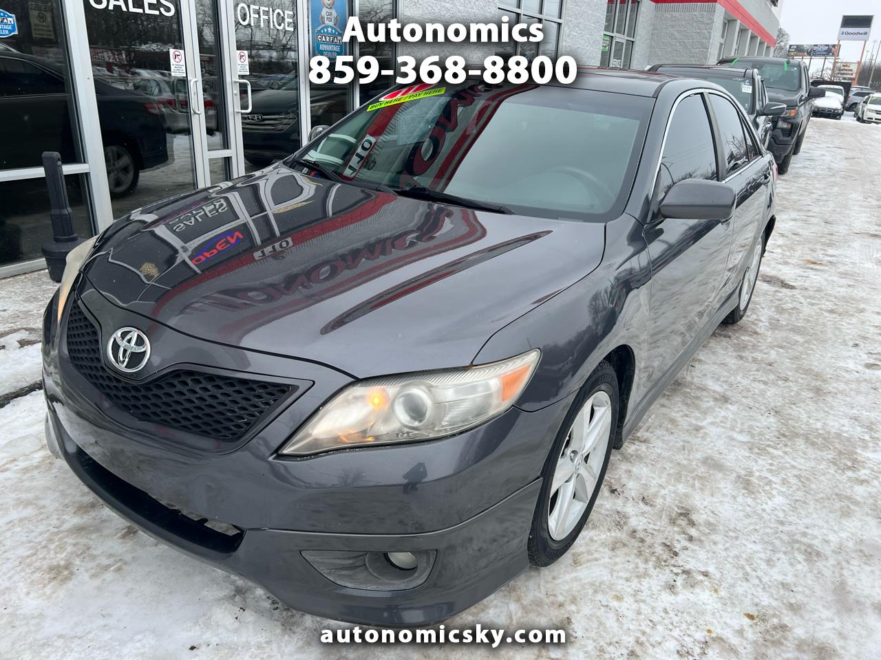 Toyota Camry 4dr Sdn I4 Man LE (Natl) 2011