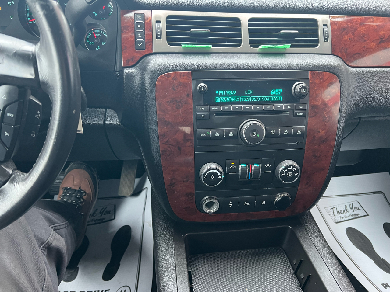 Chevrolet Avalanche 4WD Crew Cab 130" LT w/1LT 2009