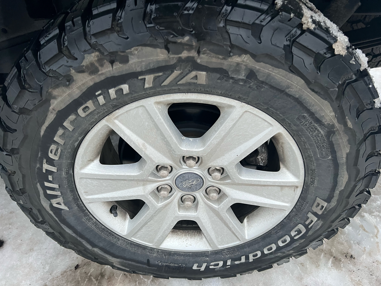 Ford F-150 4WD SuperCab 133" XLT 2019