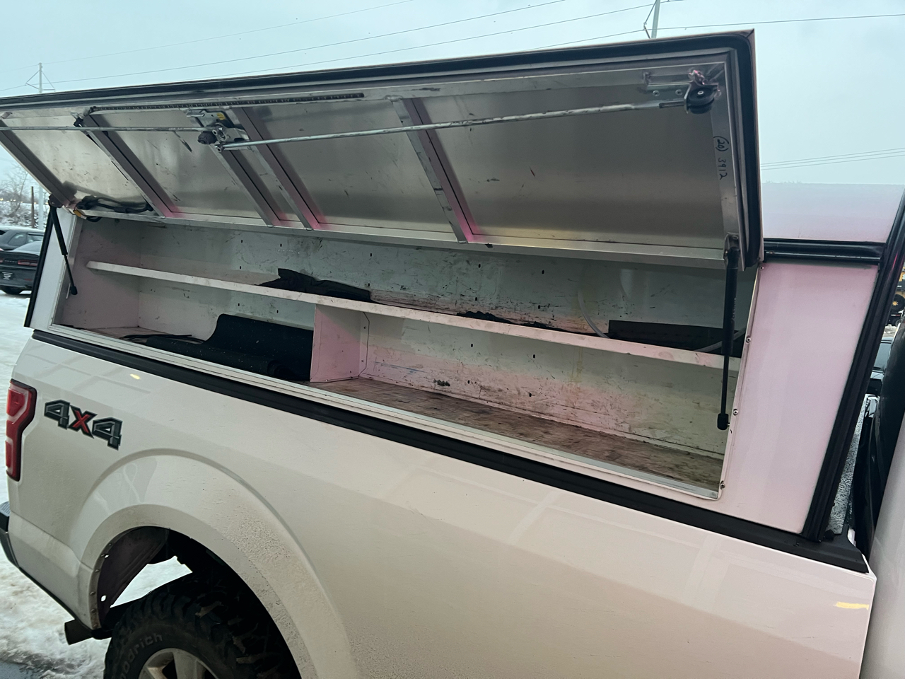 Ford F-150 4WD SuperCab 133" XLT 2019