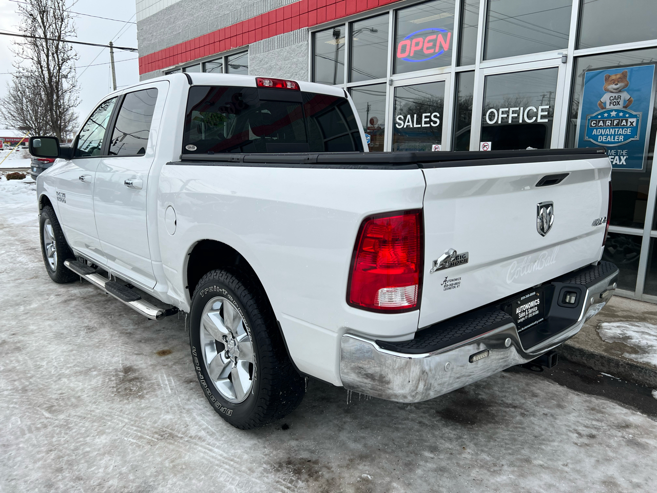 RAM 1500 Big Horn 4x4 Crew Cab 5'7" Box 2018