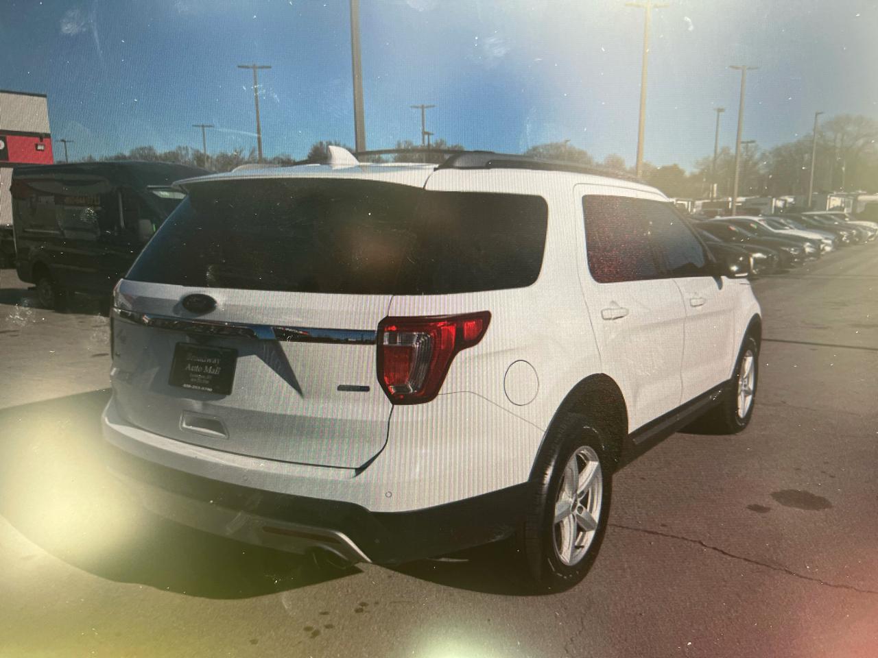 Ford Explorer 4dr XLT 4WD 2016