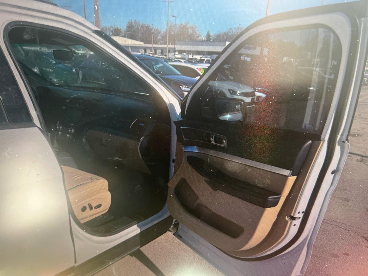 Ford Explorer 4dr XLT 4WD 2016