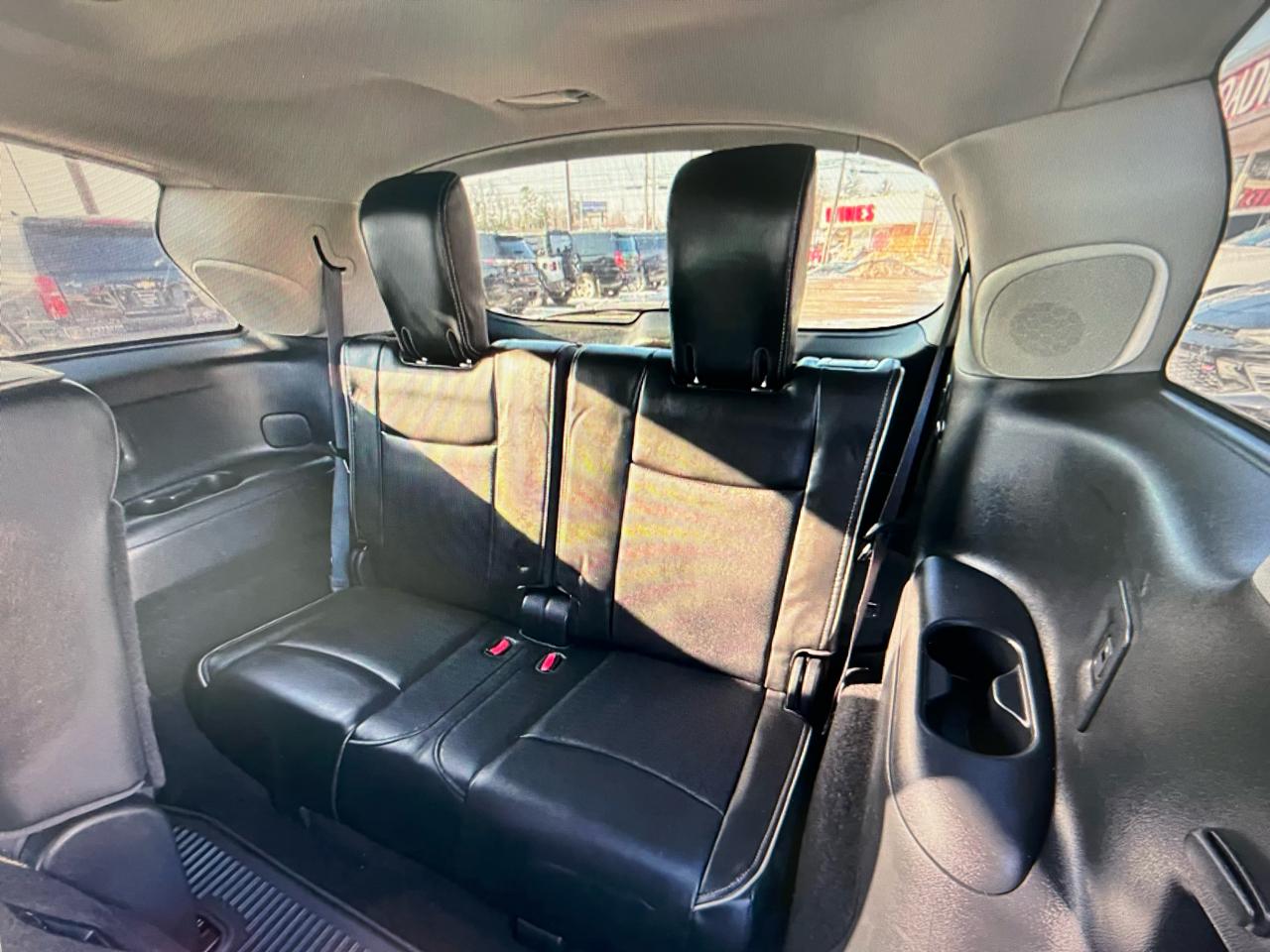 Infiniti QX60 4D SUV FWD 2019