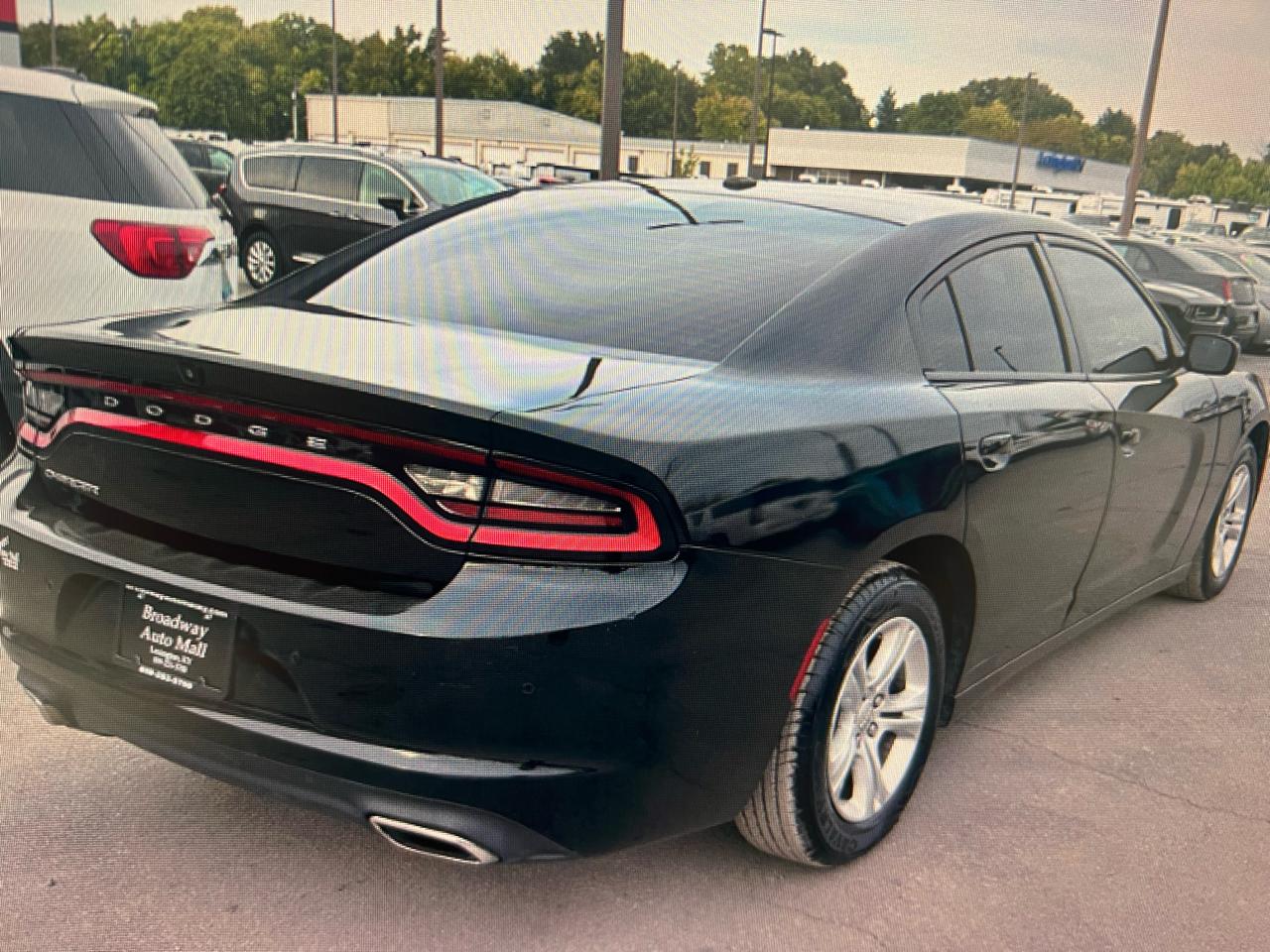 Dodge Charger 4dr Sdn SXT RWD 2020