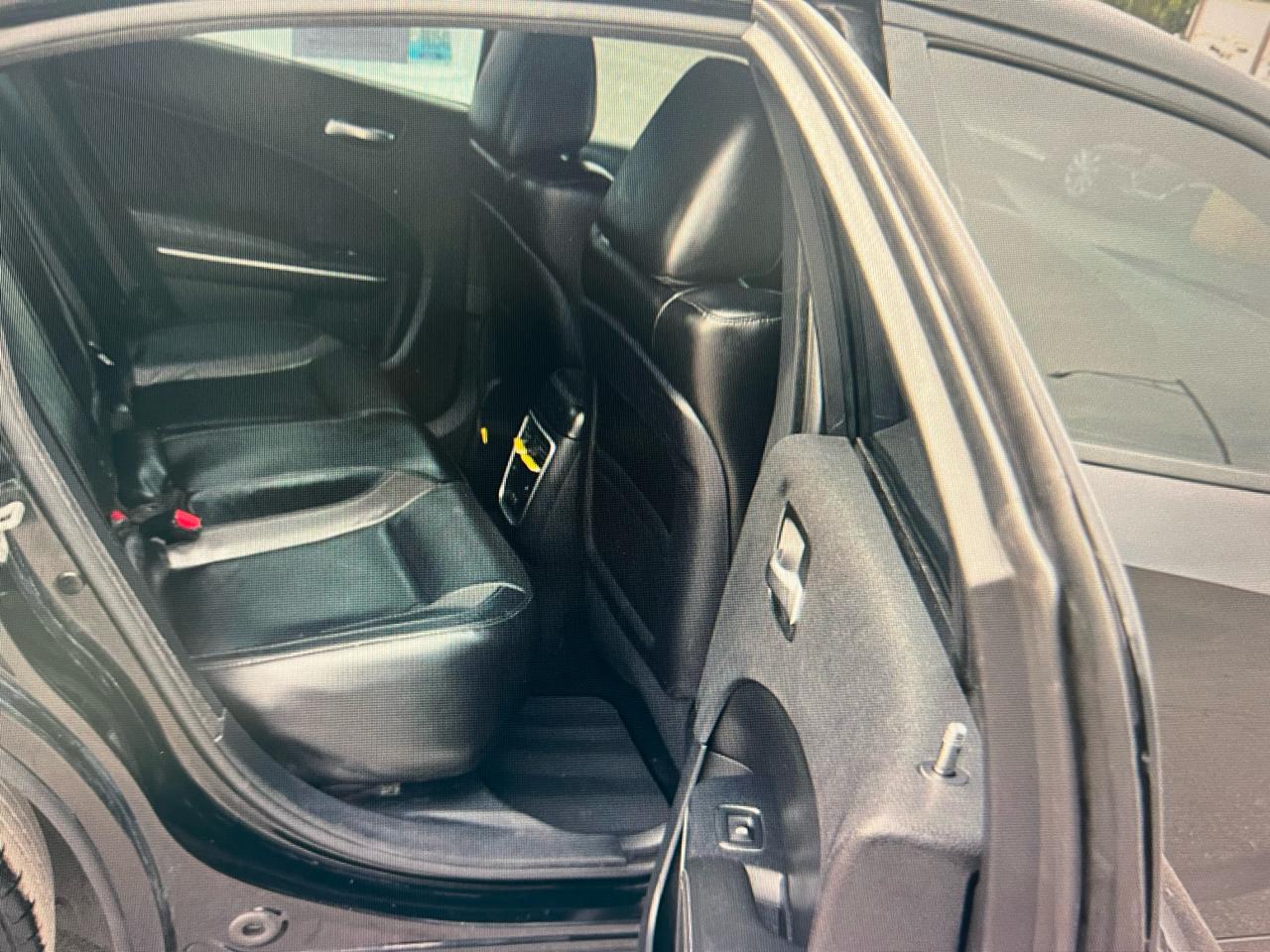 Dodge Charger 4dr Sdn SXT RWD 2020