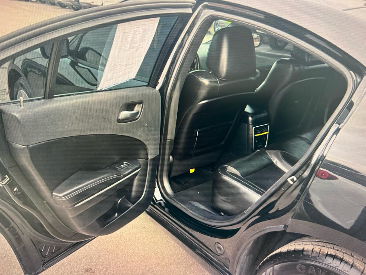 Dodge Charger 4dr Sdn SXT RWD 2020