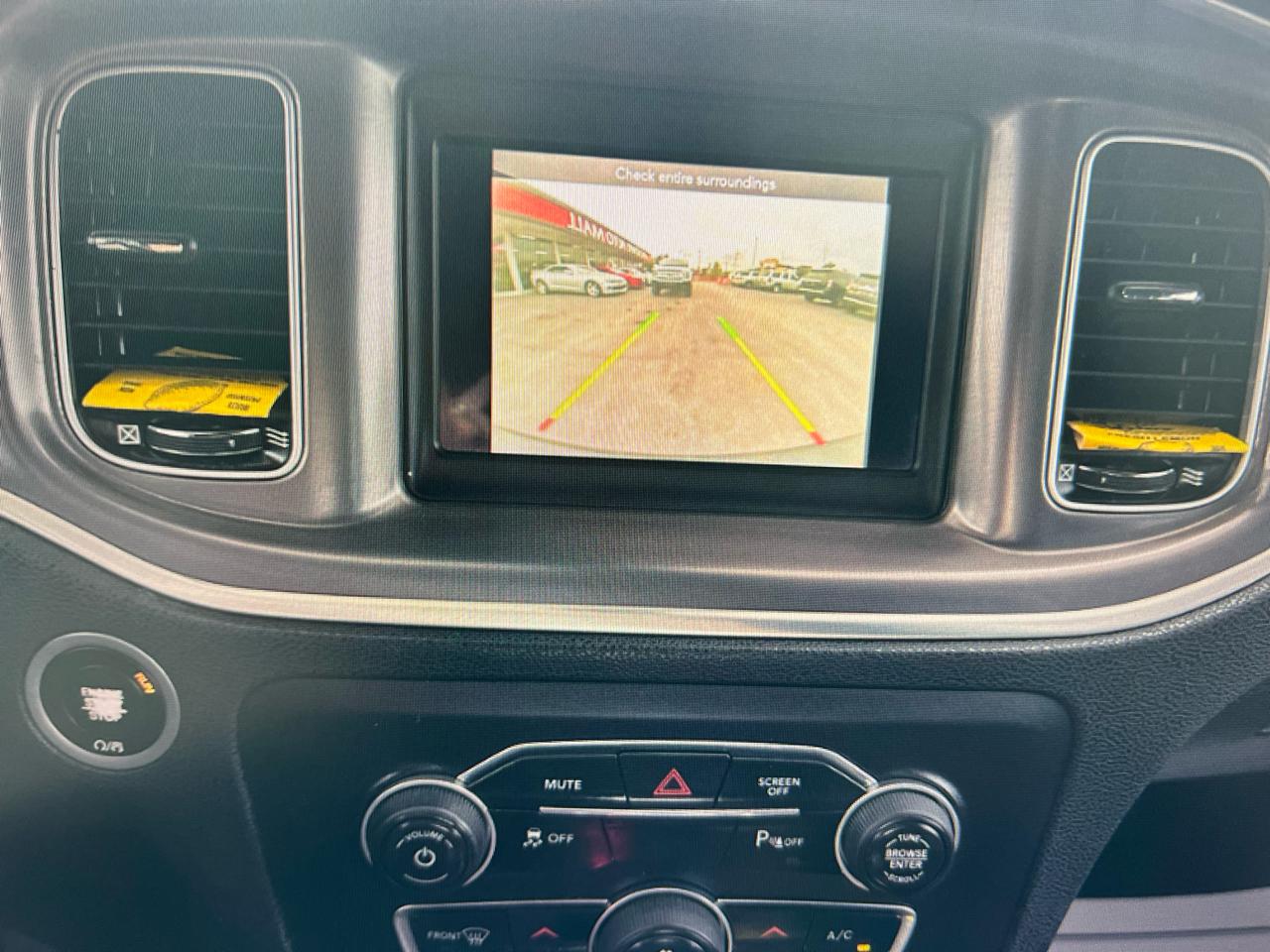 Dodge Charger 4dr Sdn SXT RWD 2020