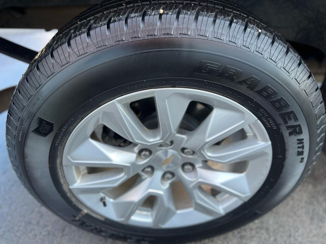 Chevrolet Silverado 1500 2WD Crew Cab 147" Custom 2024