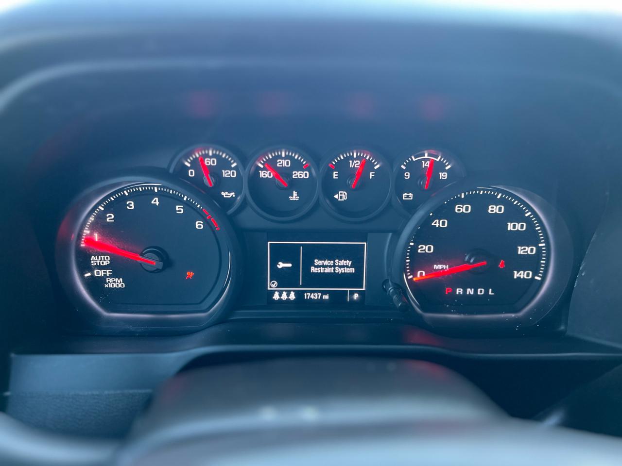 Chevrolet Silverado 1500 2WD Crew Cab 147" Custom 2024